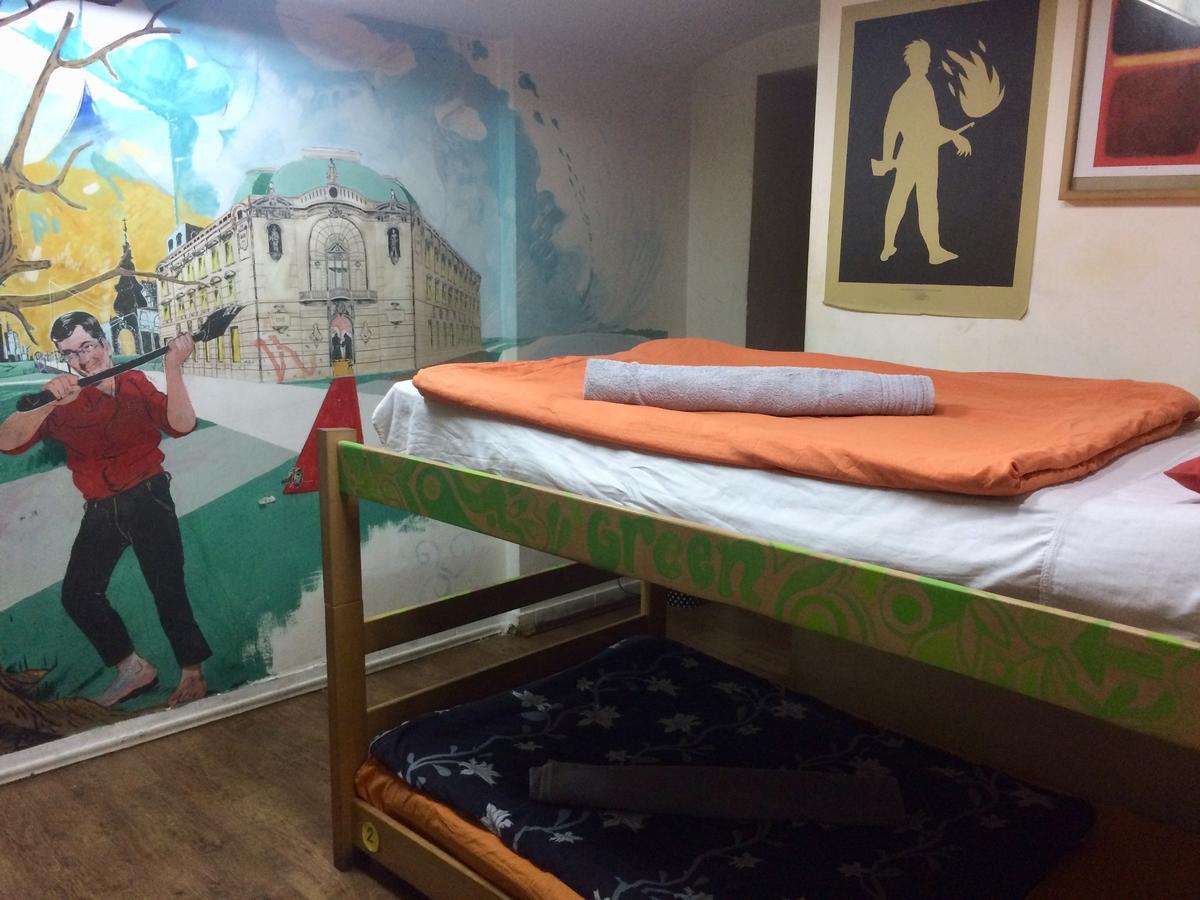 Green Studio Hostel Belgrade Exterior photo